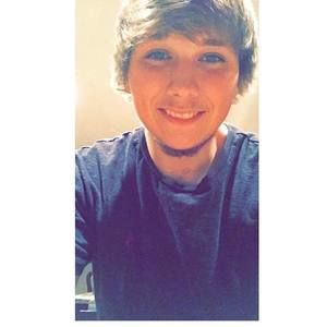 Meet your Posher, Logan